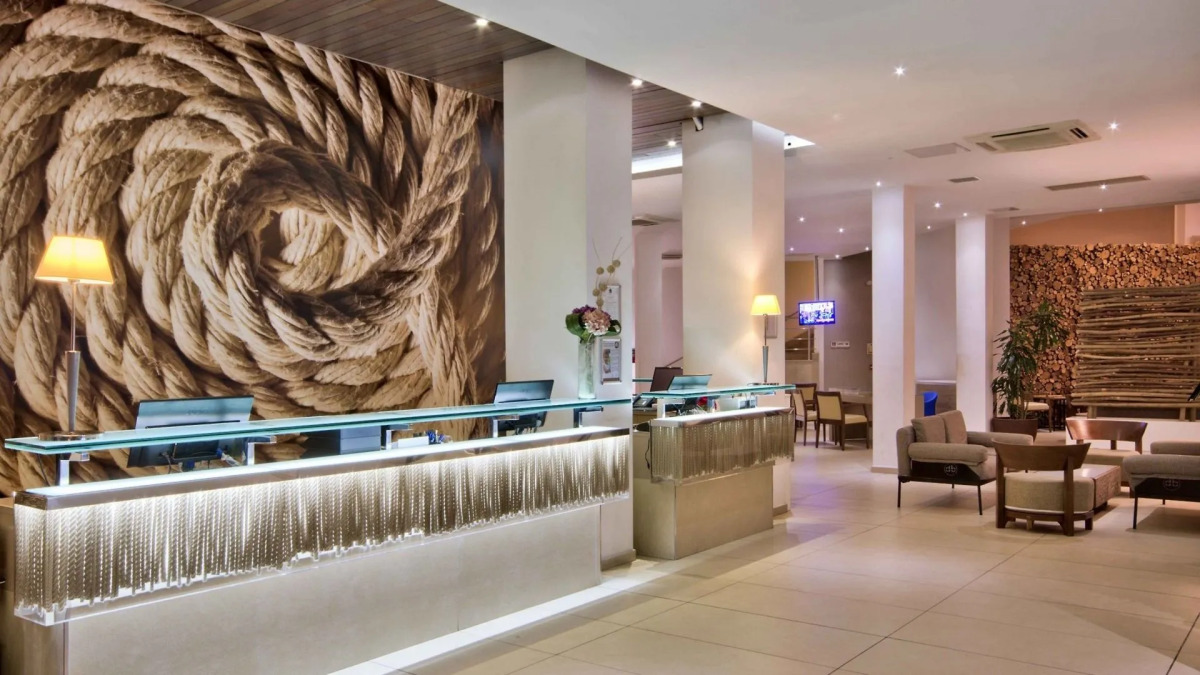 db Seabank Resort and Spa