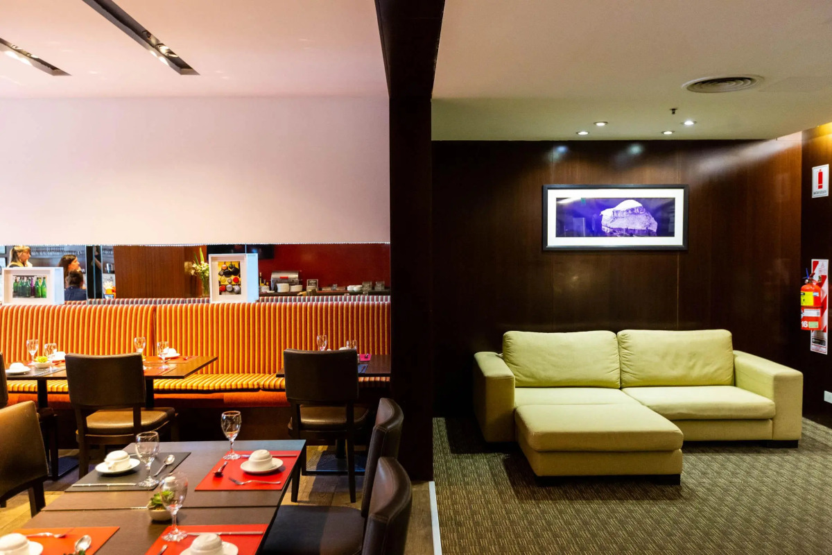 474 Buenos Aires Hotel