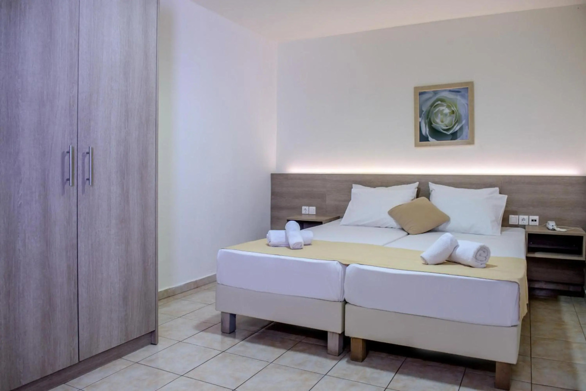 Elmi Suites Beach Hotel - All Inclusive