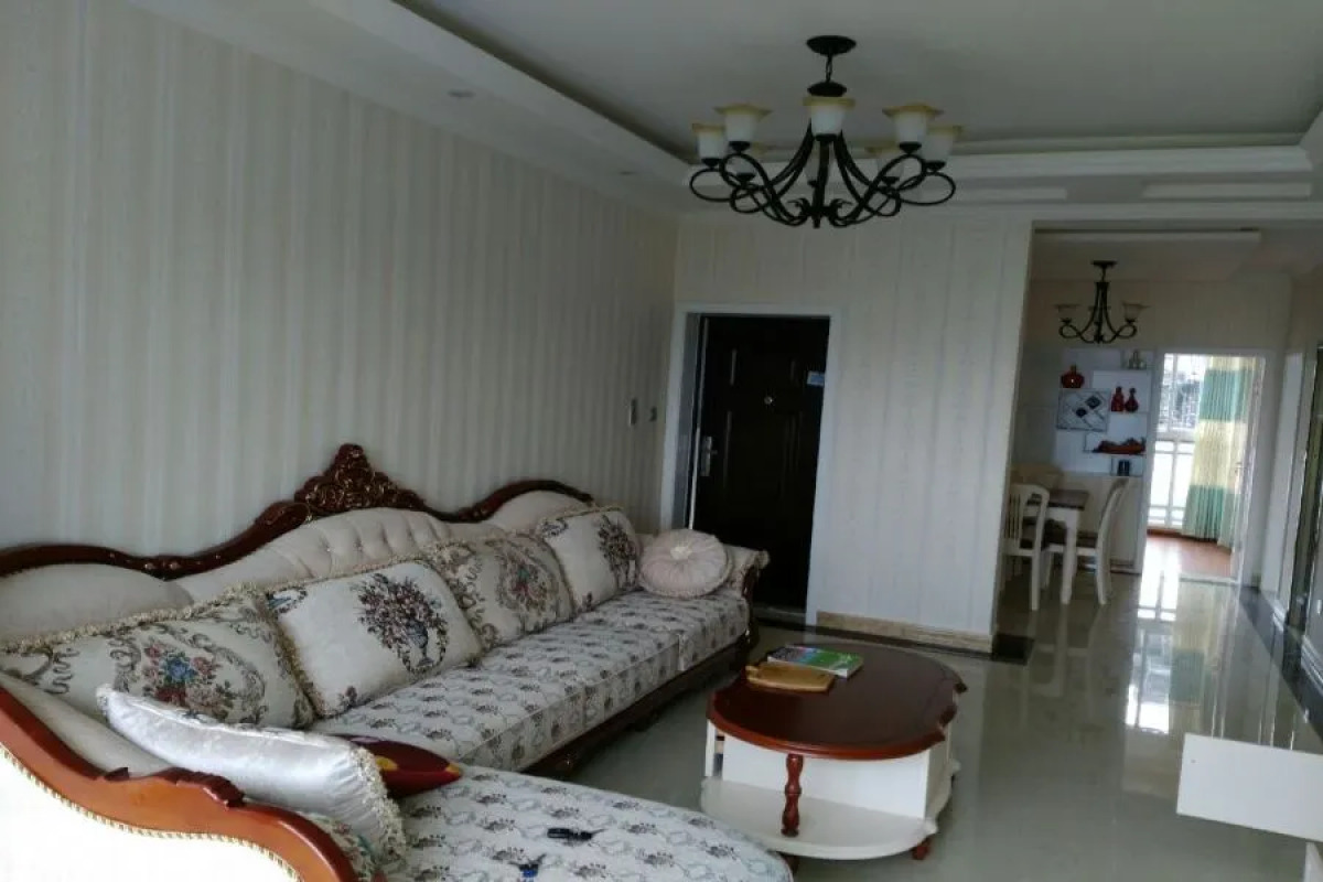 Chonpines Hotels·Caoqiao Metro Station