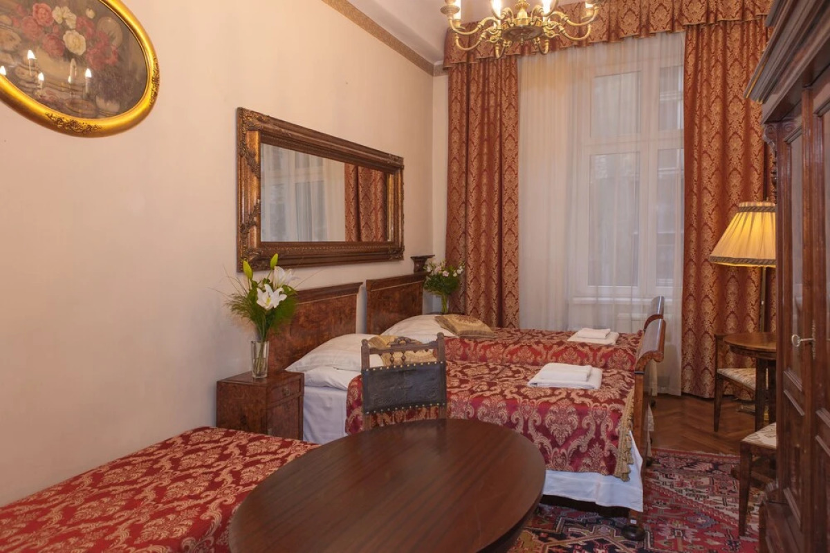 Metropolitan Apartments