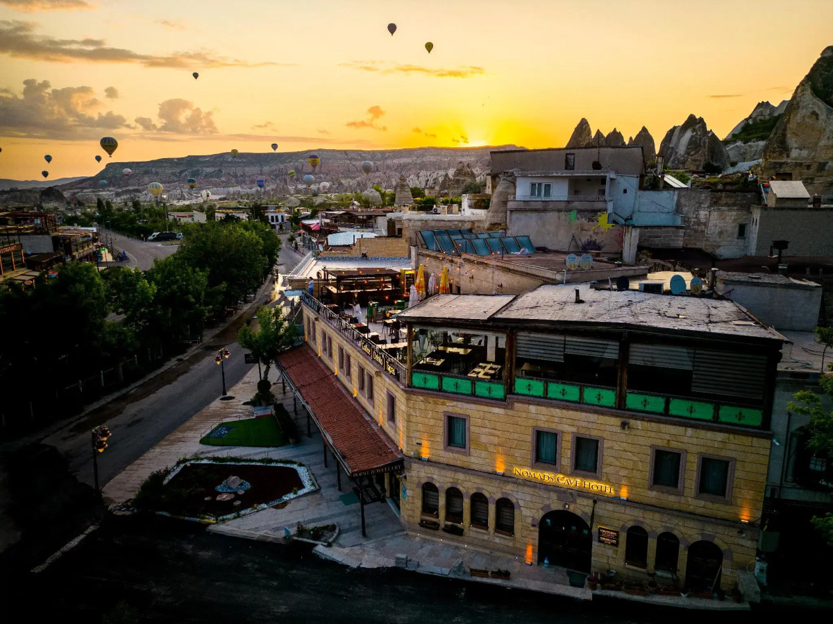 Nomads Cave Hotel & Rooftop
