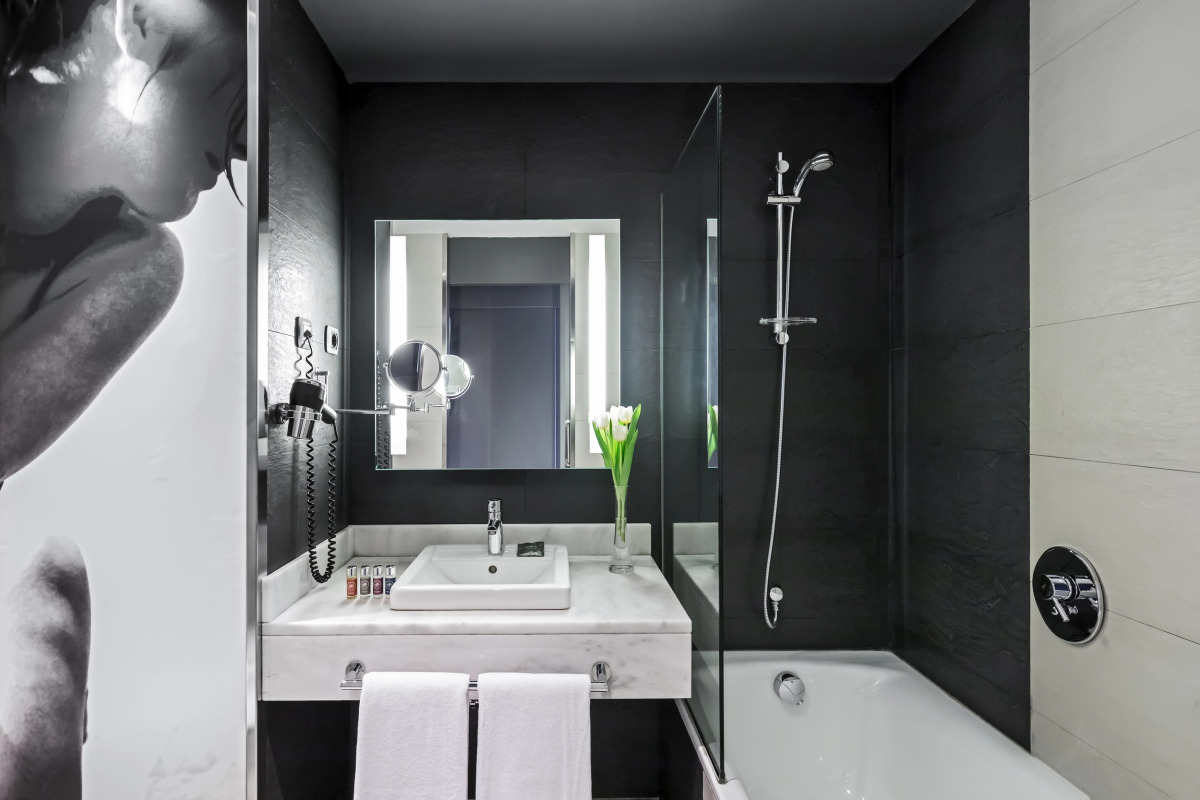 Отель Zentral Castellana Norte