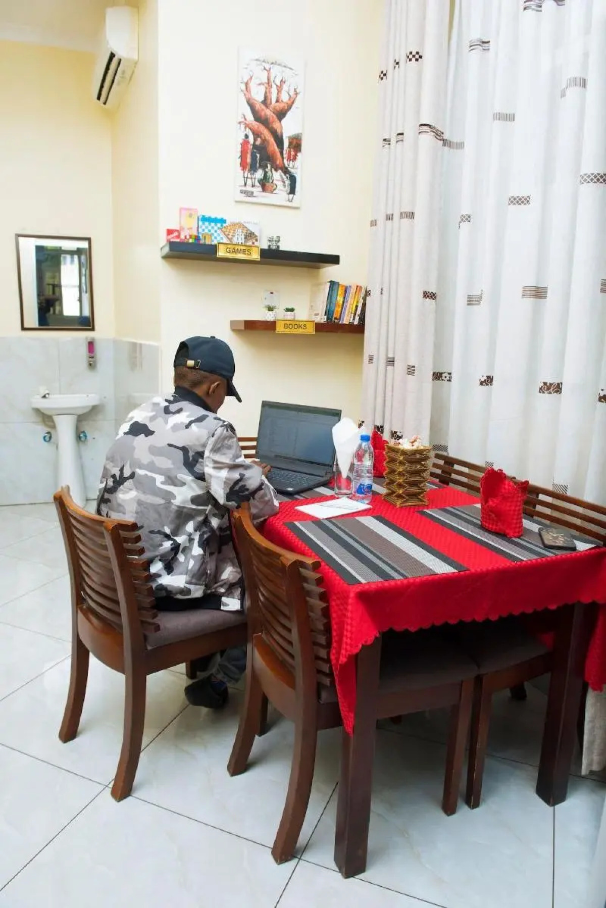 Airport Transit Lodges