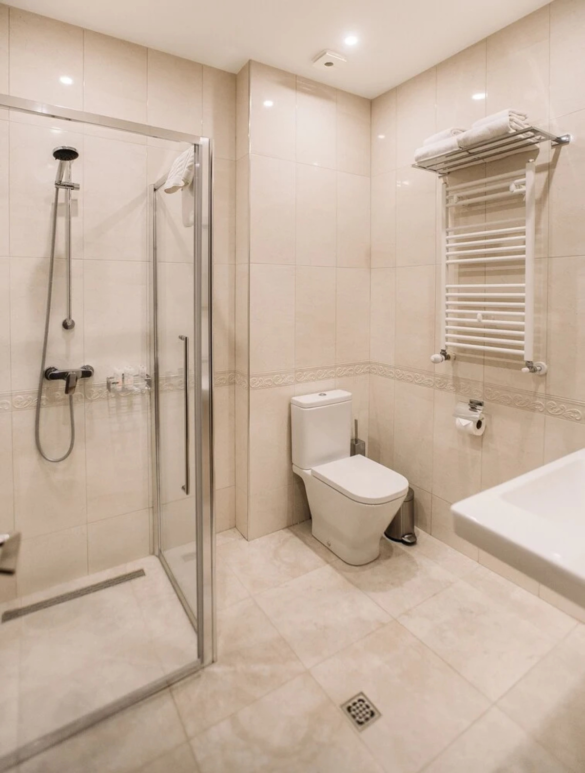 Отель Porta Caucasia