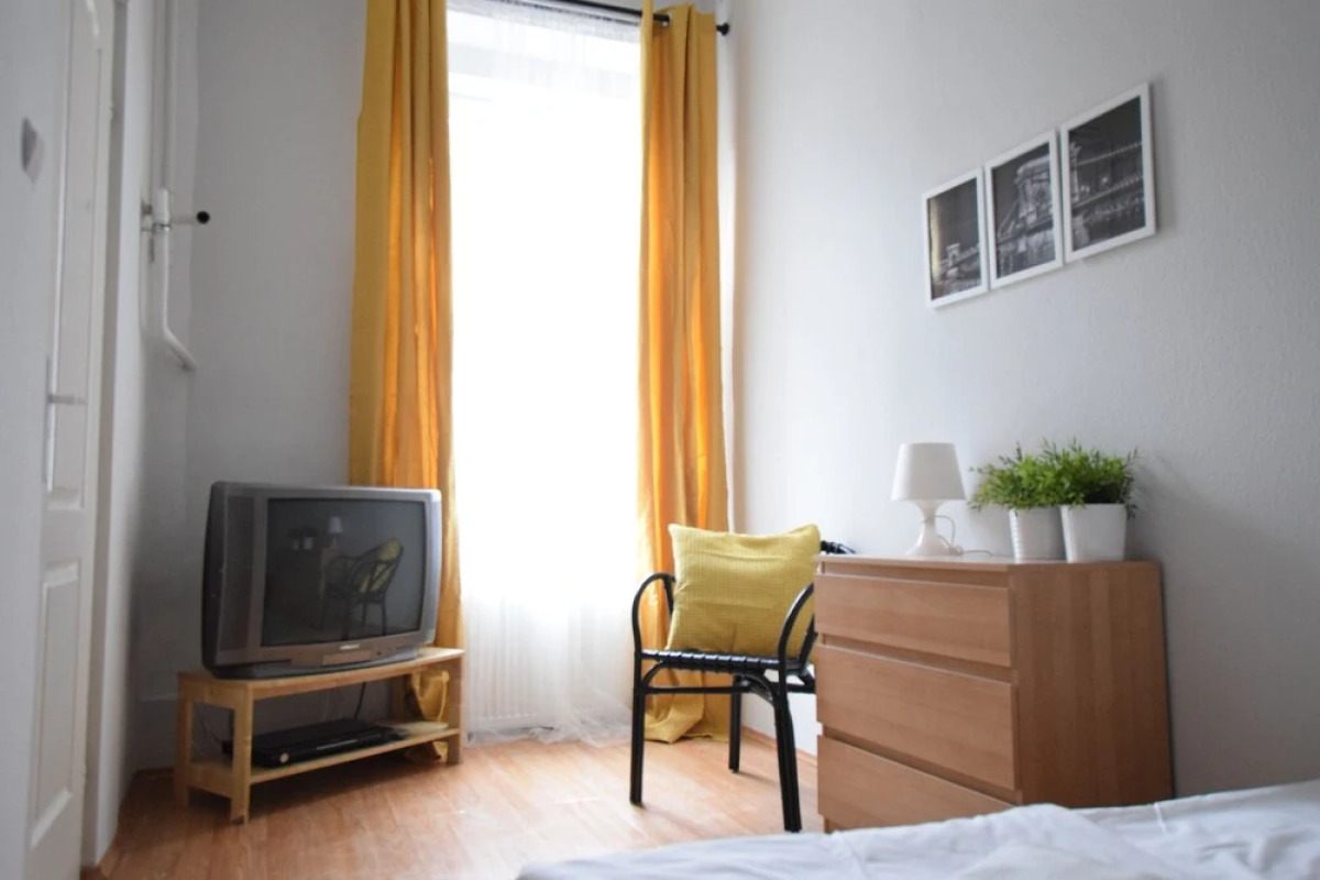 Hi5 Apartments - Chain Bridge