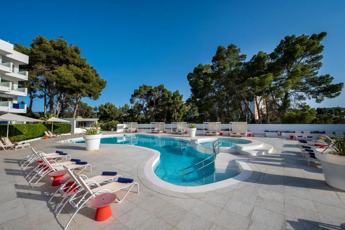 Отель THB Naeco Ibiza - Adults Only