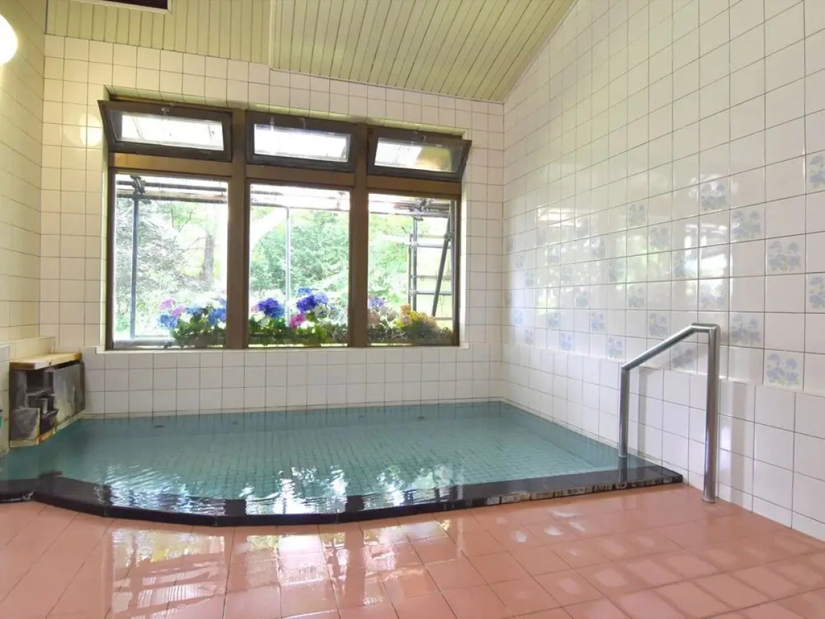 Kuroishi Onsenkyo Ochiai Onsen Kanesada Ryokan