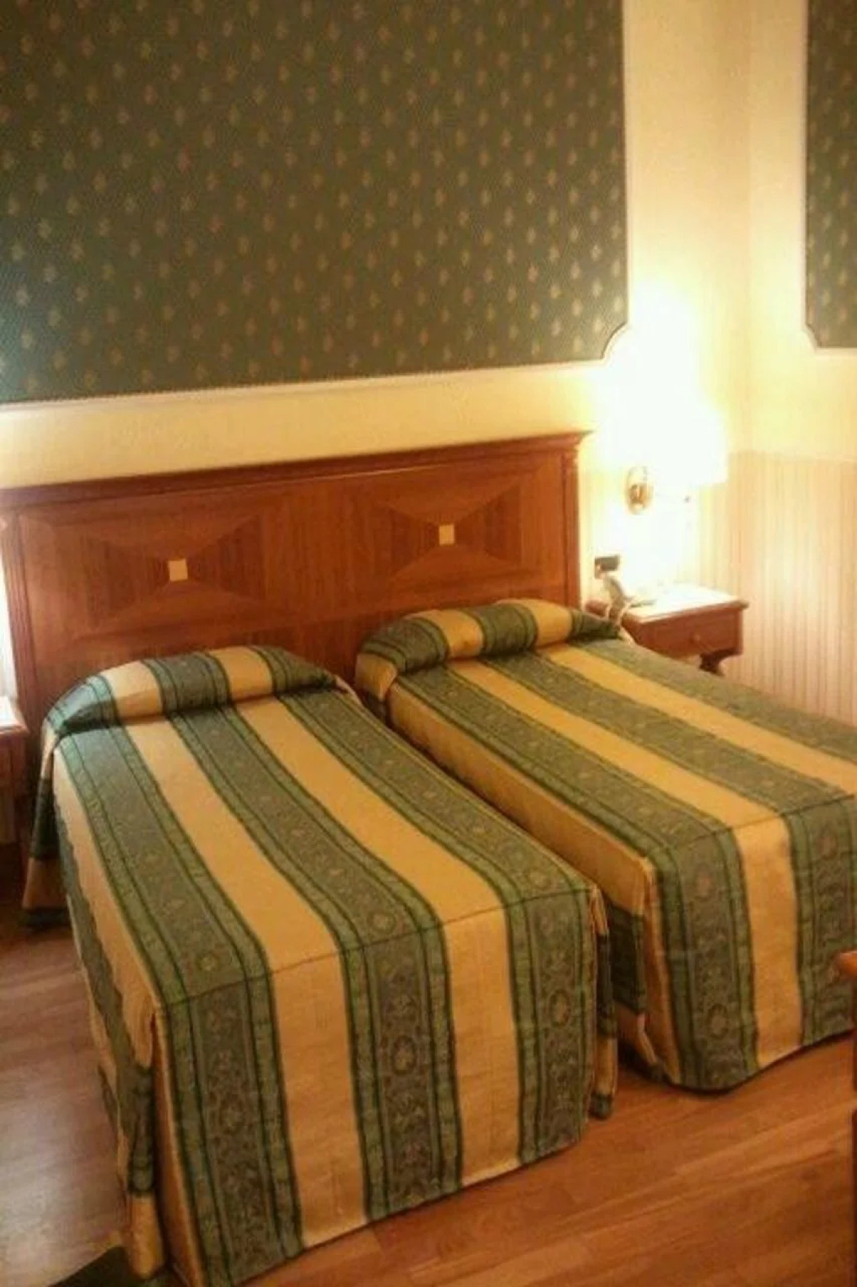 Andreola Central Hotel