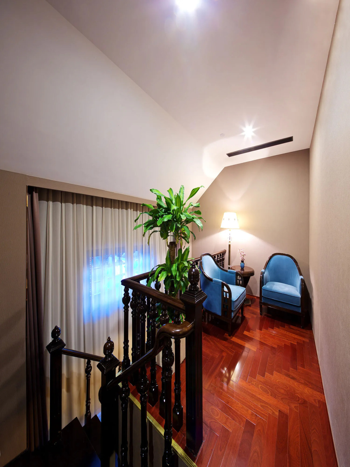 Royal Garden Hotel Shanghai