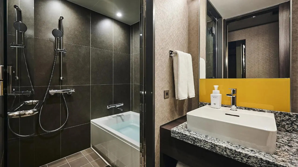 Отель The Royal Park Hotel Iconic Osaka Midosuji