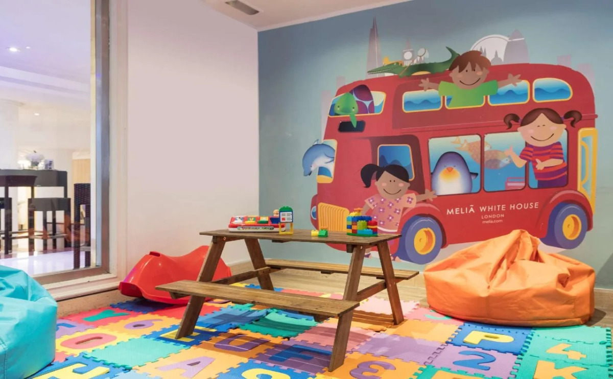 Melia White House Apartments