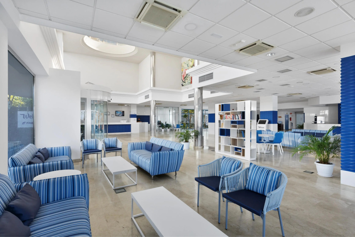 Отель THB Tropical Island Aparthotel