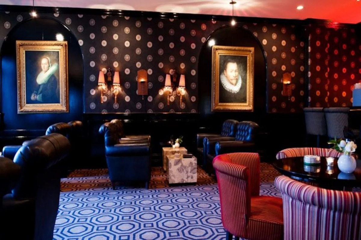 Отель Van der Valk Schiphol A4