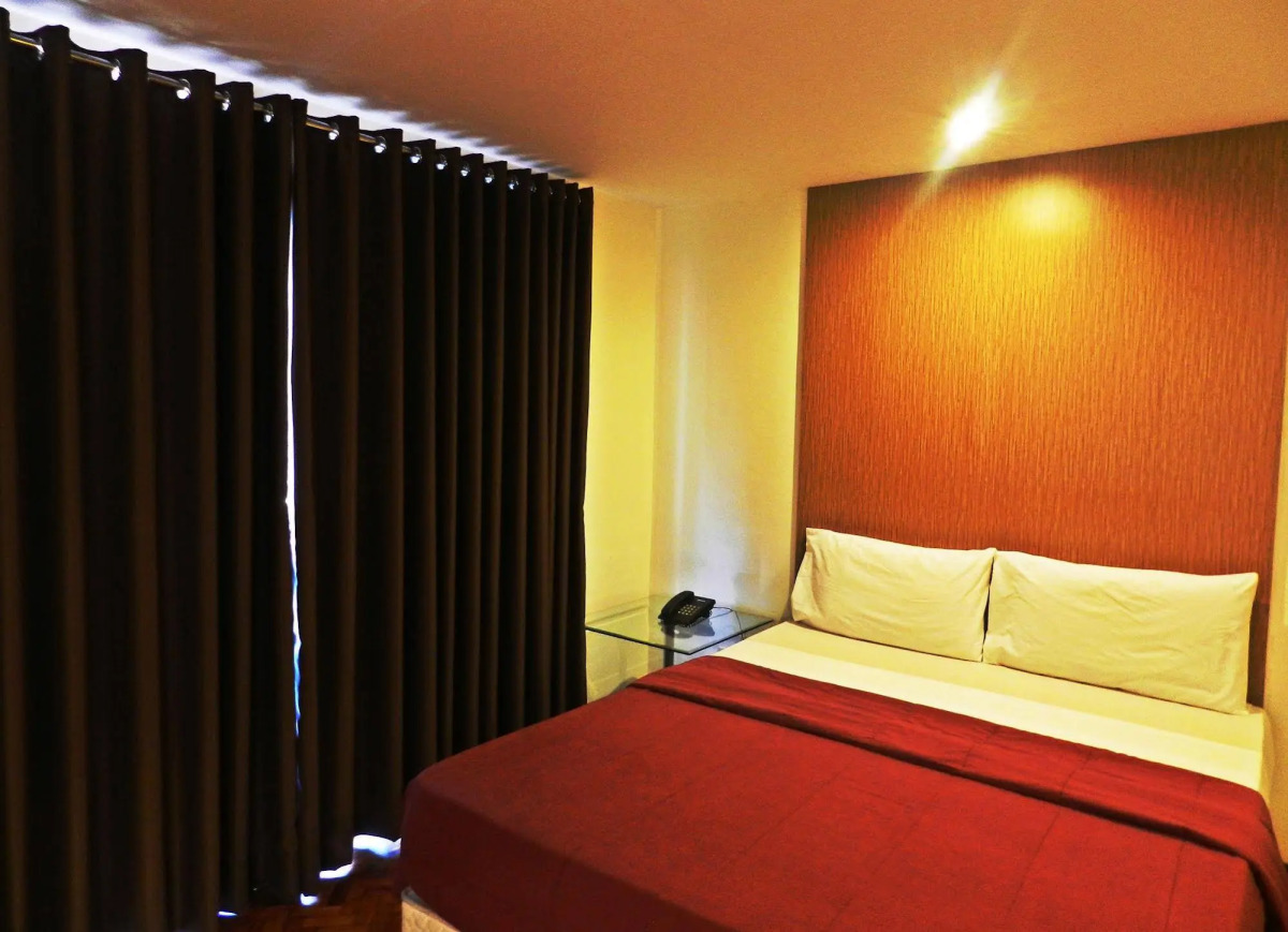 Salcedo Suites
