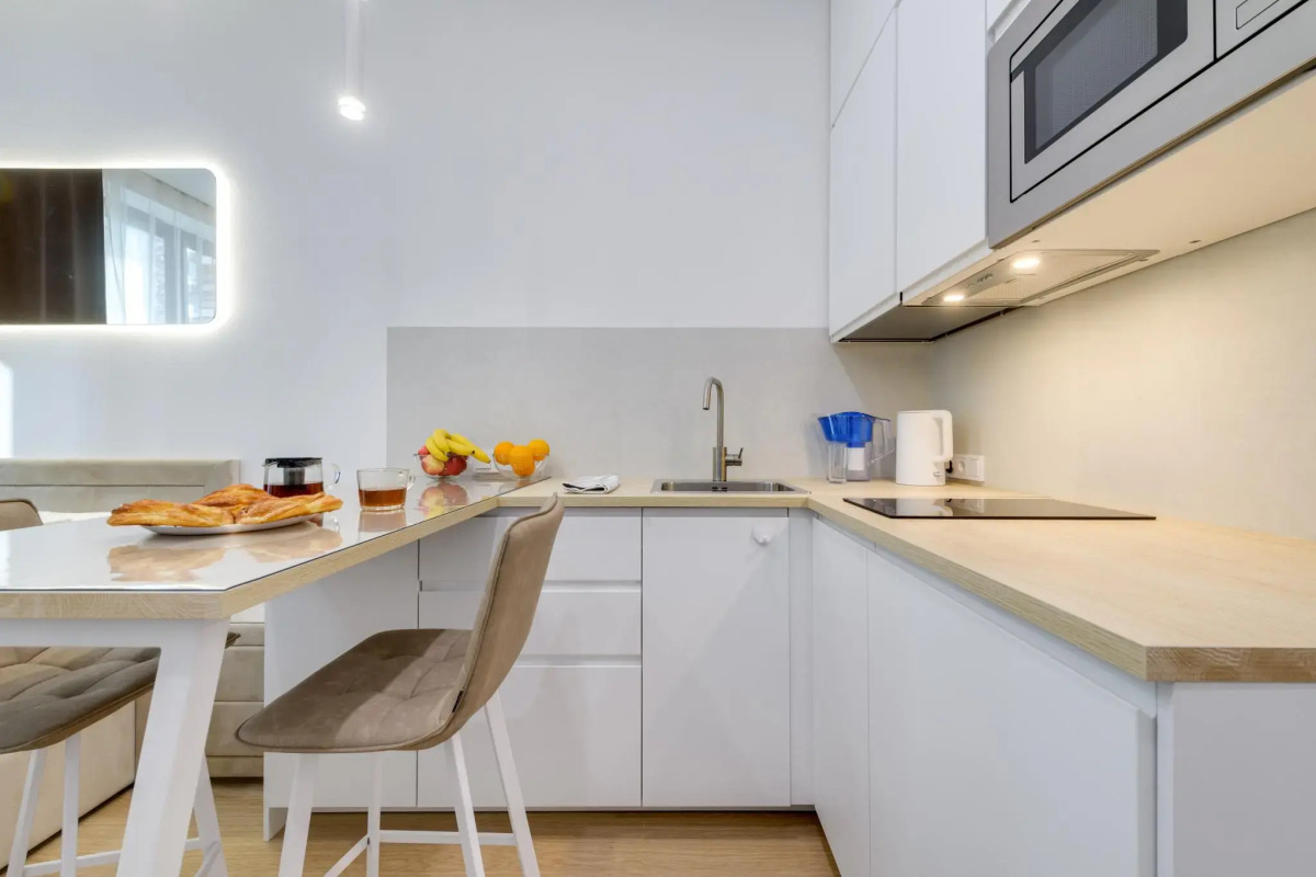 Апартаменты в небоскрёбе, центр Москвы