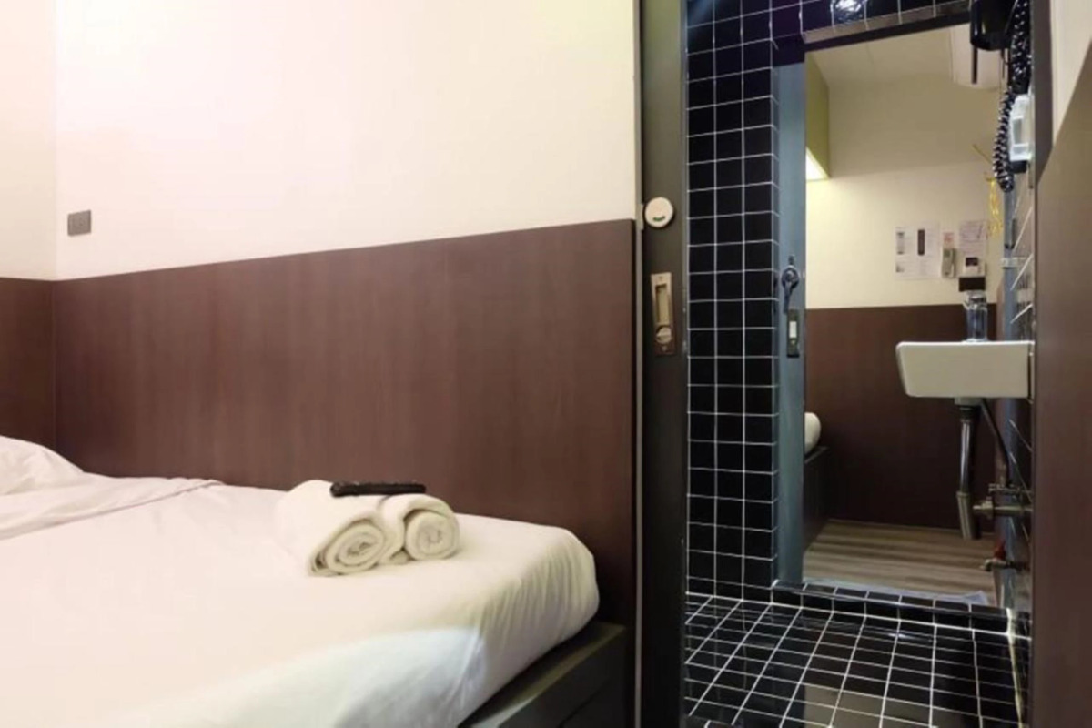 Four Sisters Homestay - Hostel