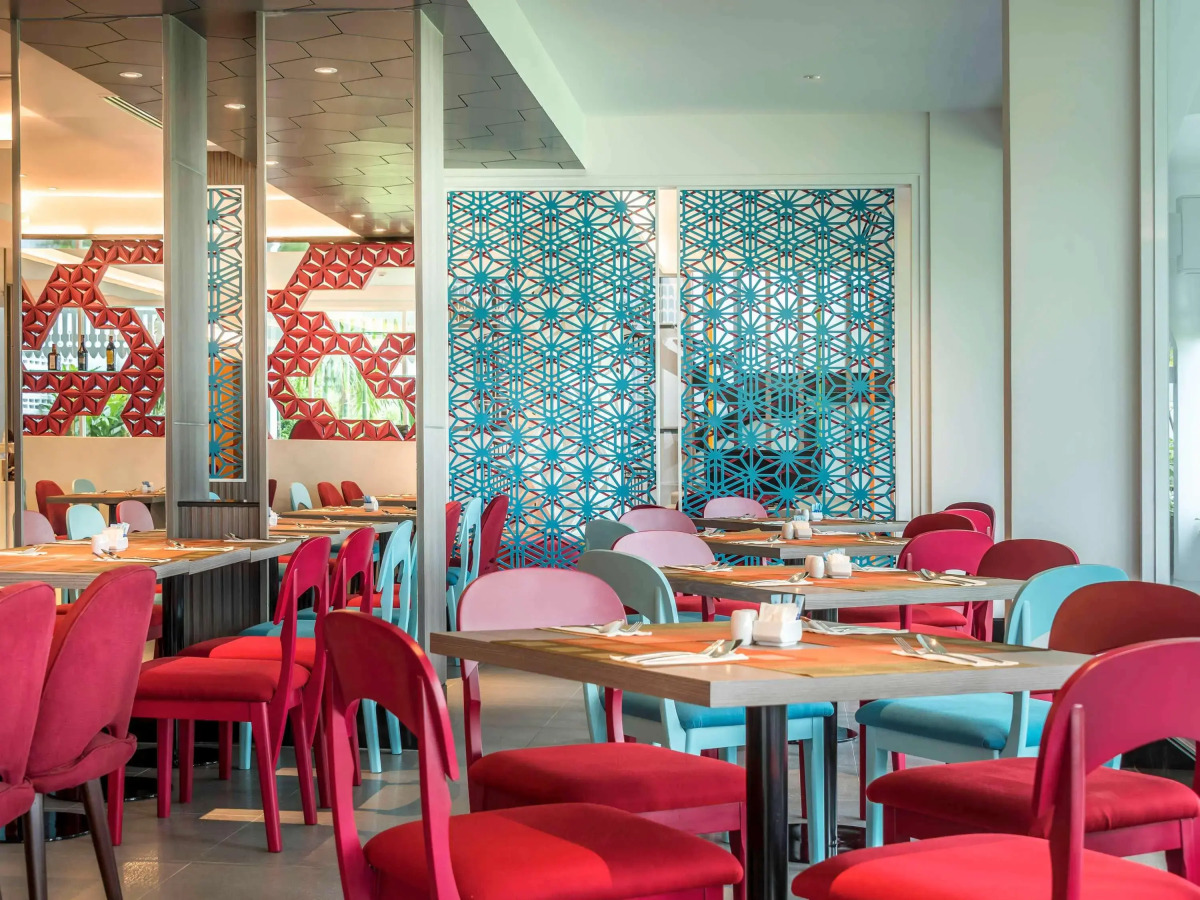 Отель ibis Styles Phuket City Hotel