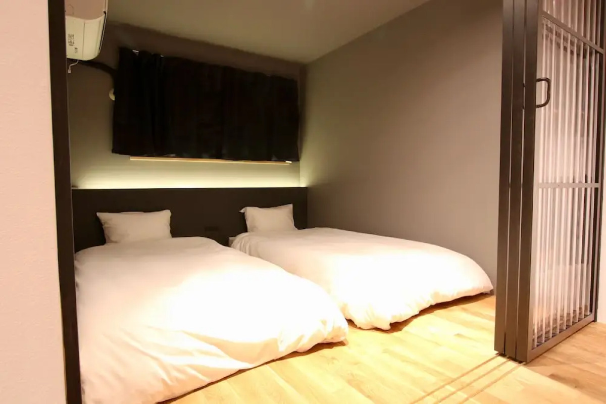 SEKAI HOTEL Deep Osaka Experience - Hostel