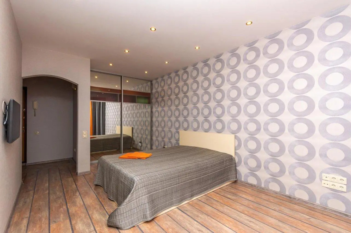 Апартаменты в центре города на улице Энгельса 28