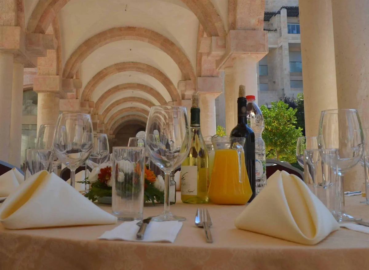 YMCA Three Arches Hotel