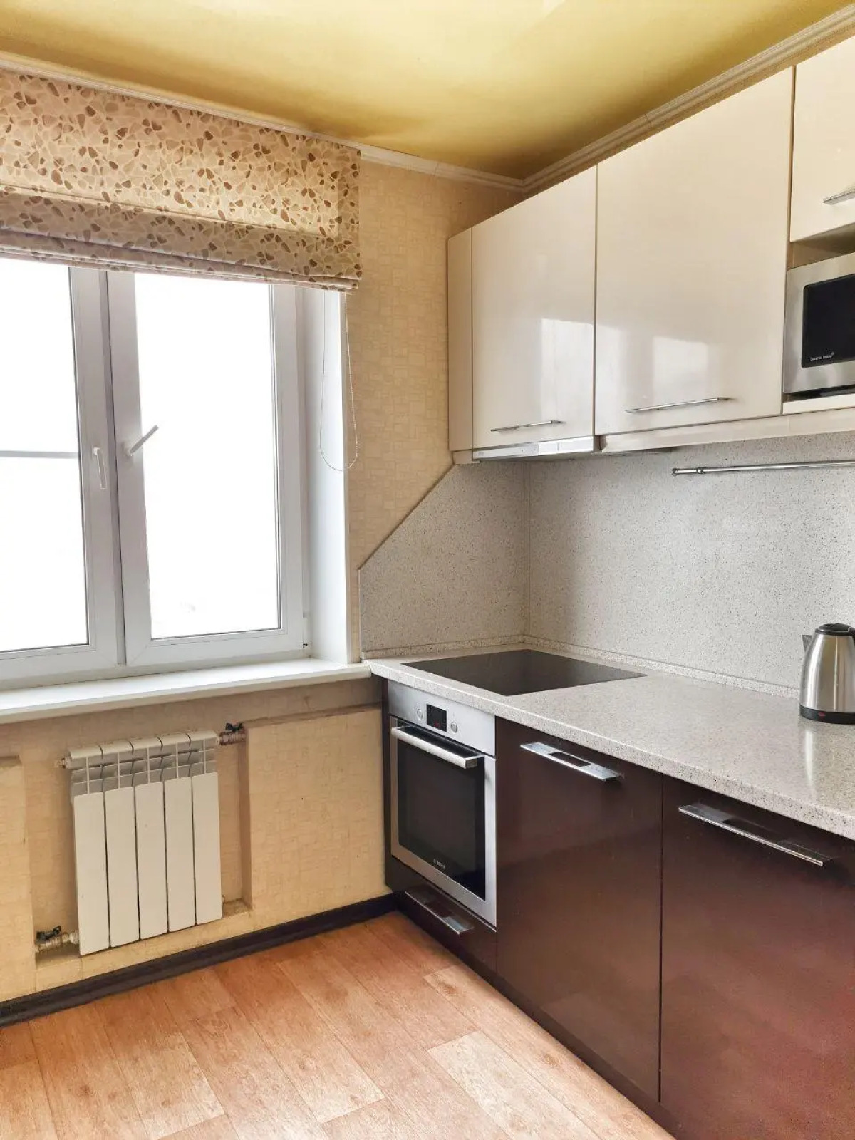 Апартаменты на улице Комарова