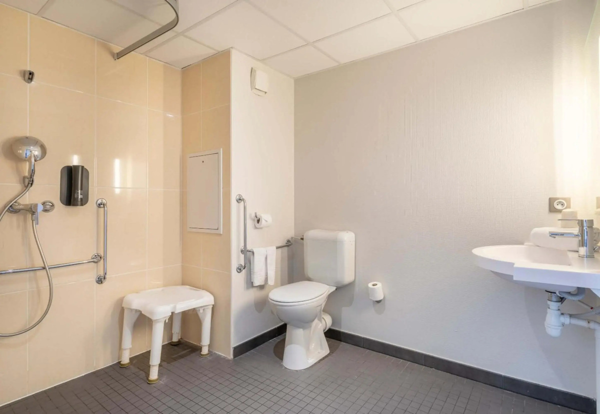 B&B HOTEL Marseille Aéroport Saint-Victoret