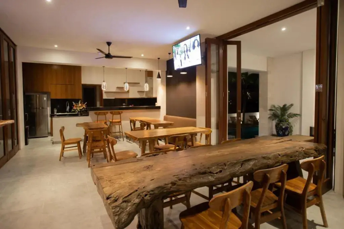 The Kd Suites & Coffee Shop