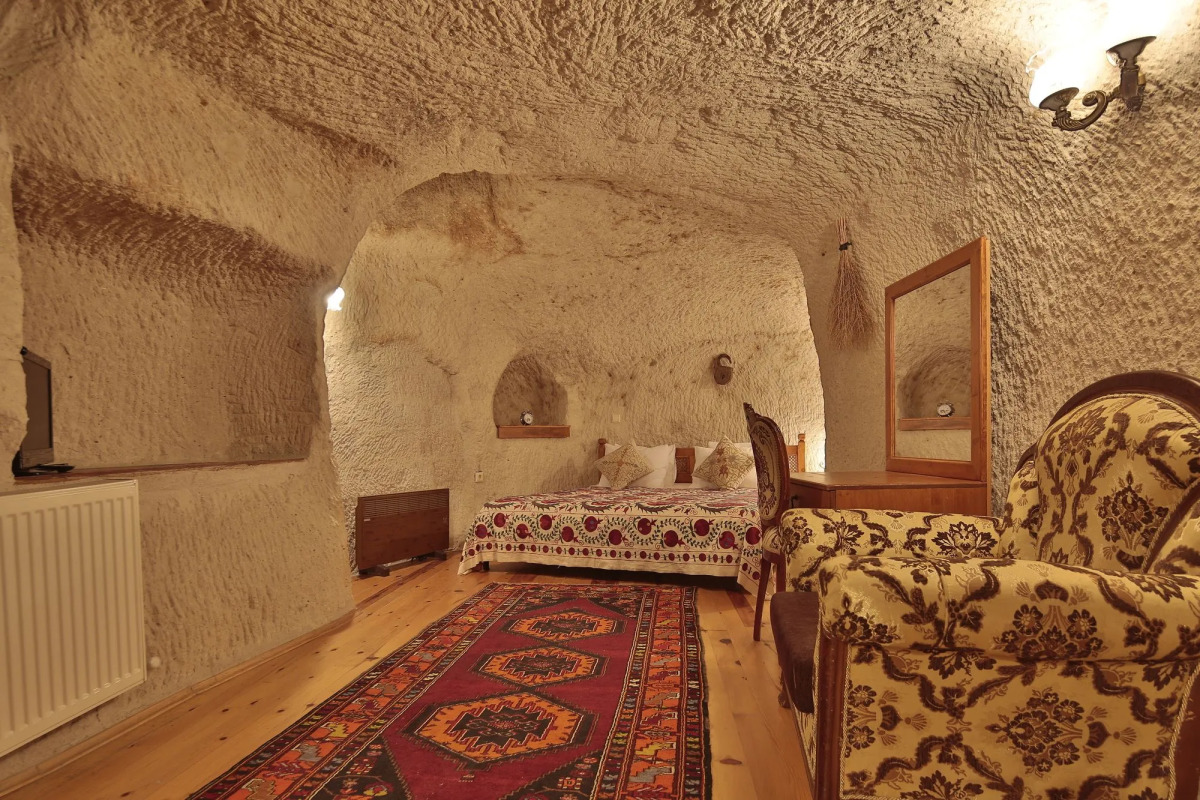 Amber Cave Suites