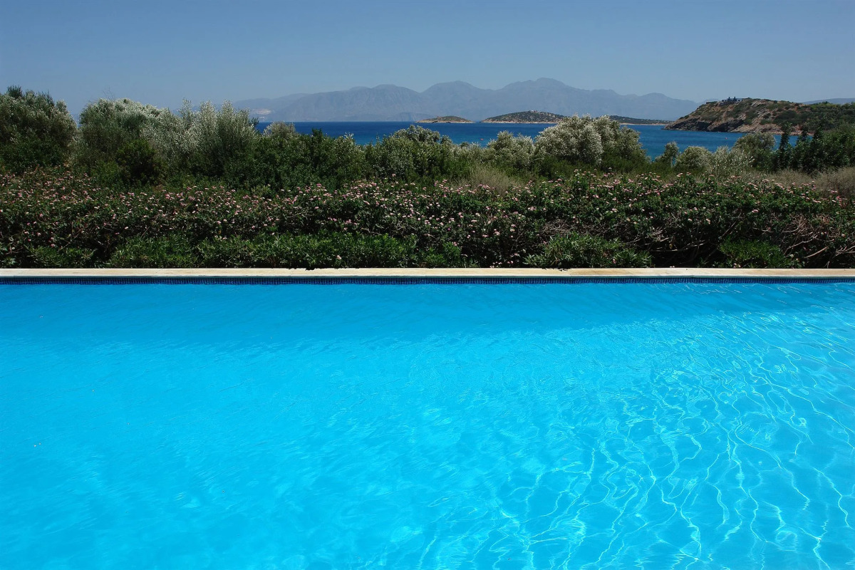 Mirabella Apartments