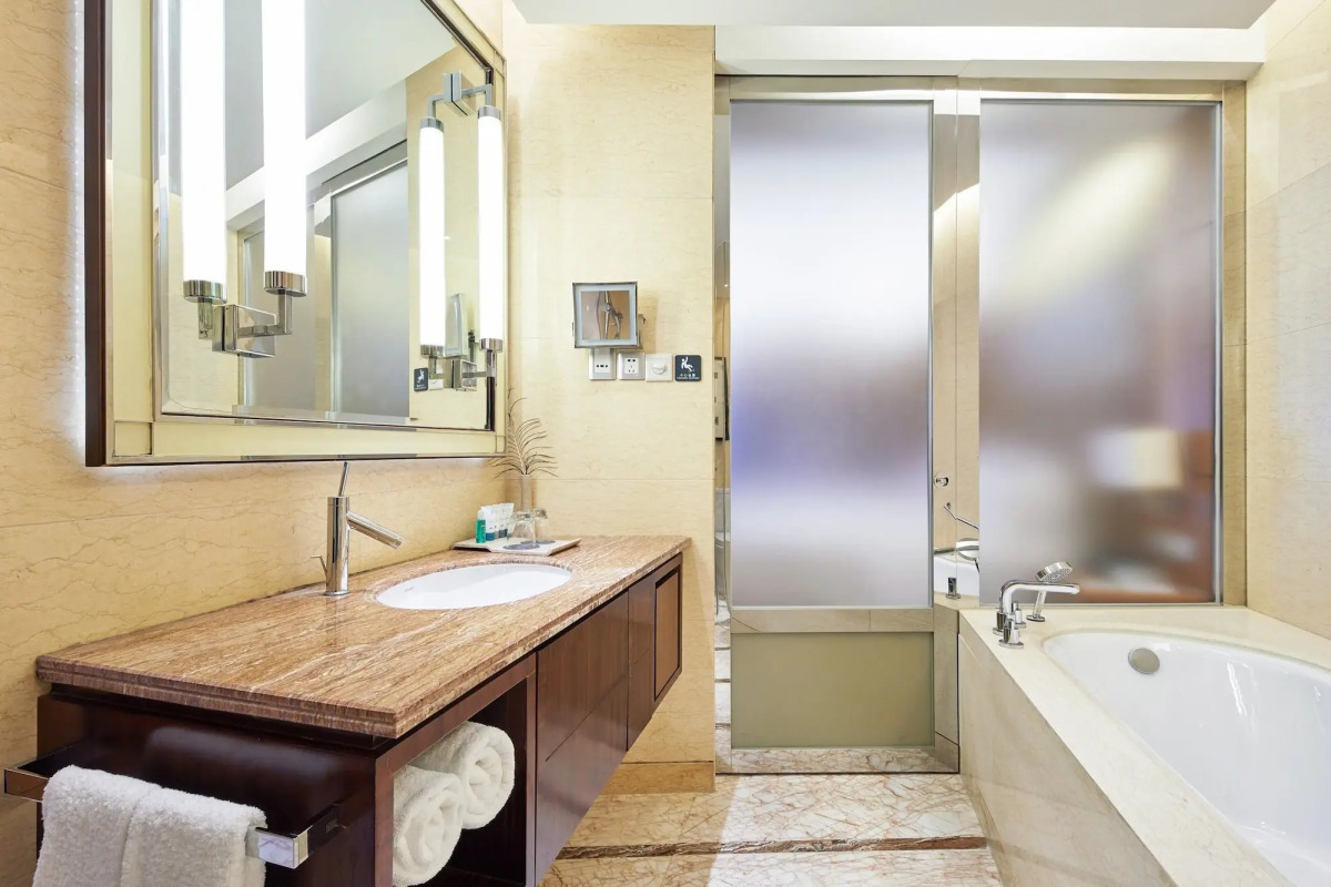 The Westin Nanjing Xuanwu Lake