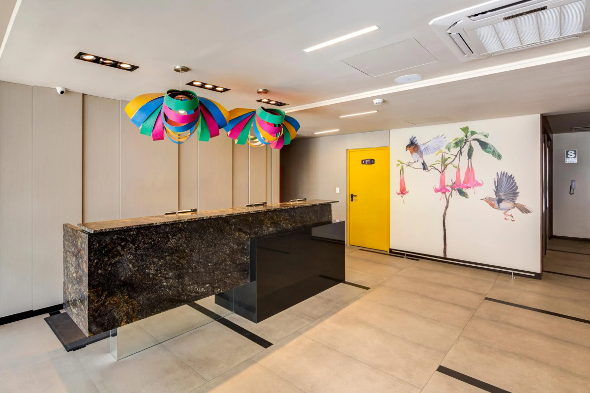 Arawi Miraflores Express