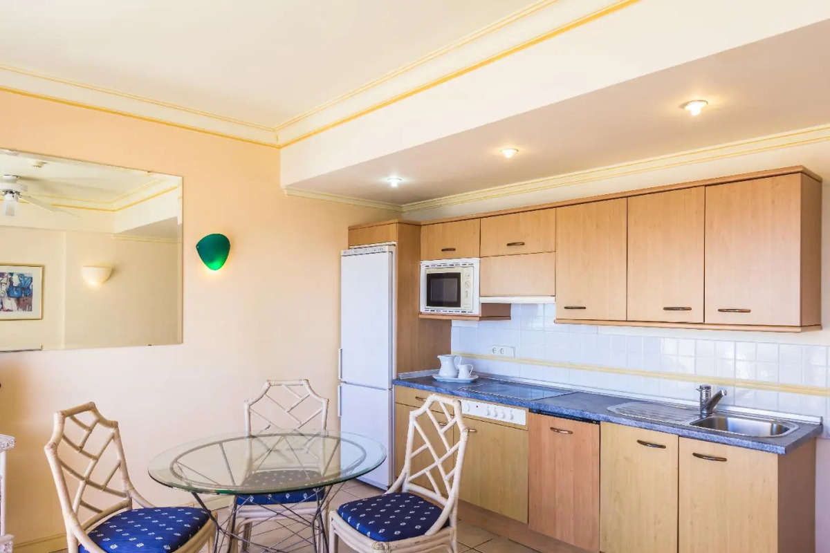 Апарт-отель BlueBay Beach Club