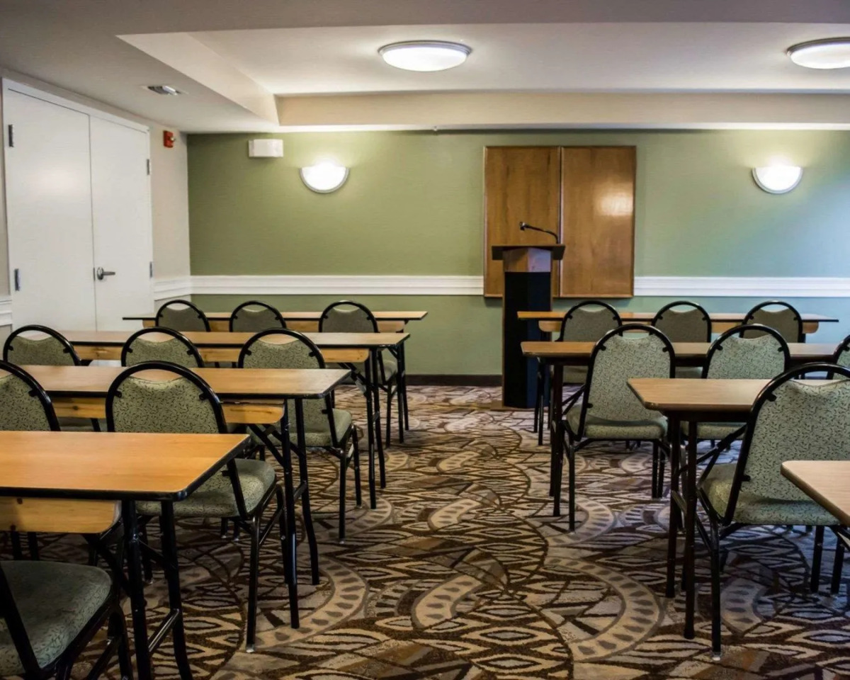 Quality Inn & Suites Tampa-Ybor City