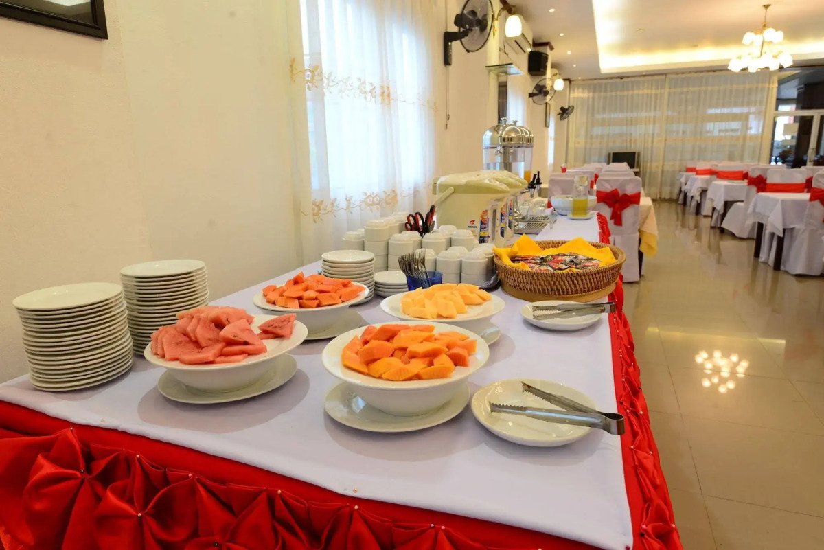 Douangpraseuth Hotel