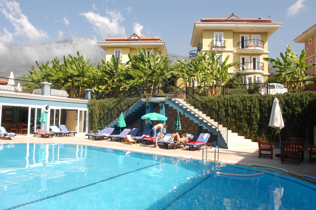 Antas Deluxe Apartments