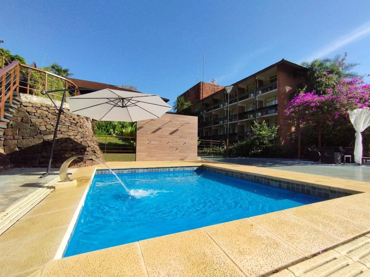 Raices Esturion Hotel