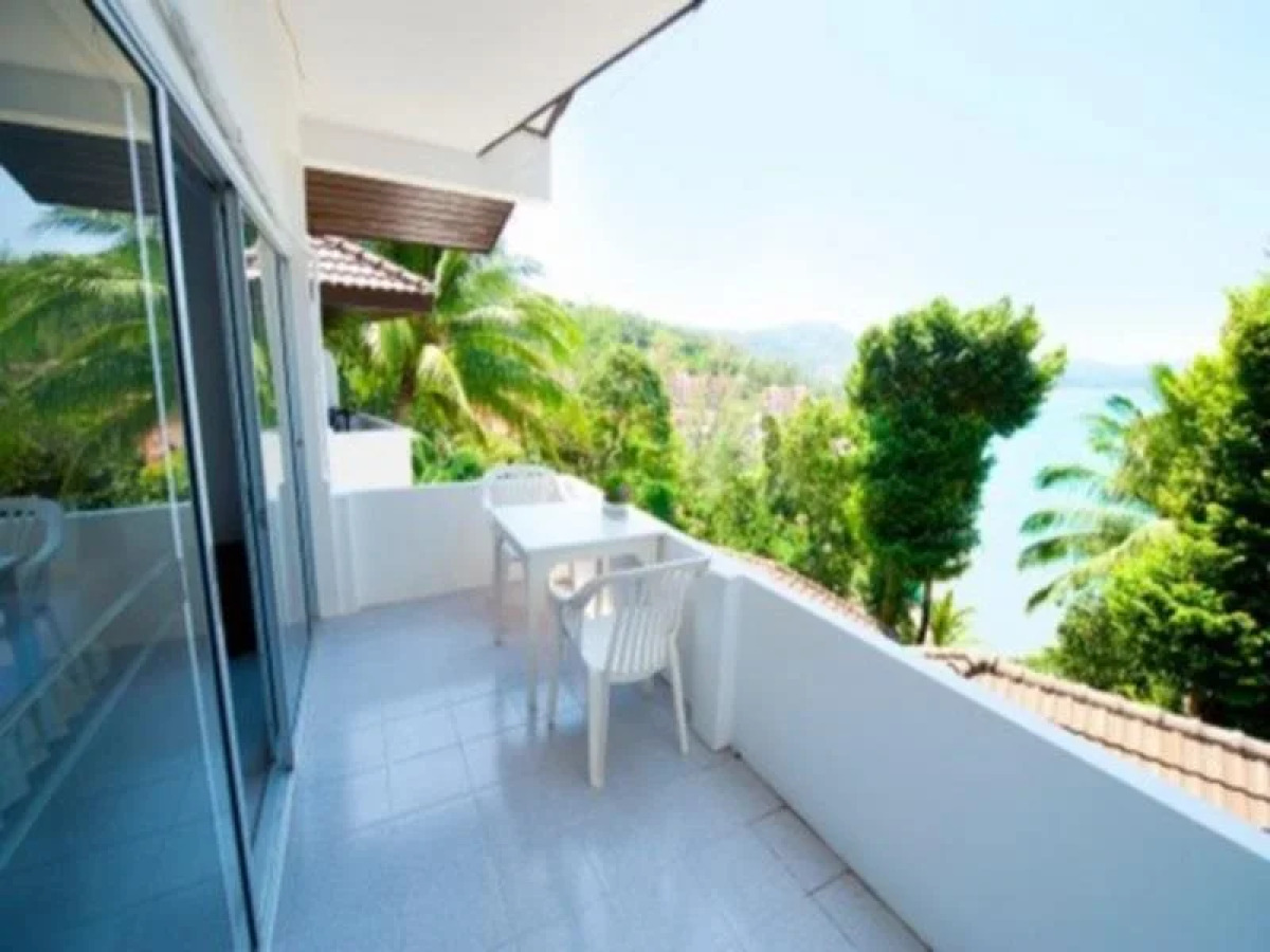 Karon Cliff Contemporary Boutique Bungalows