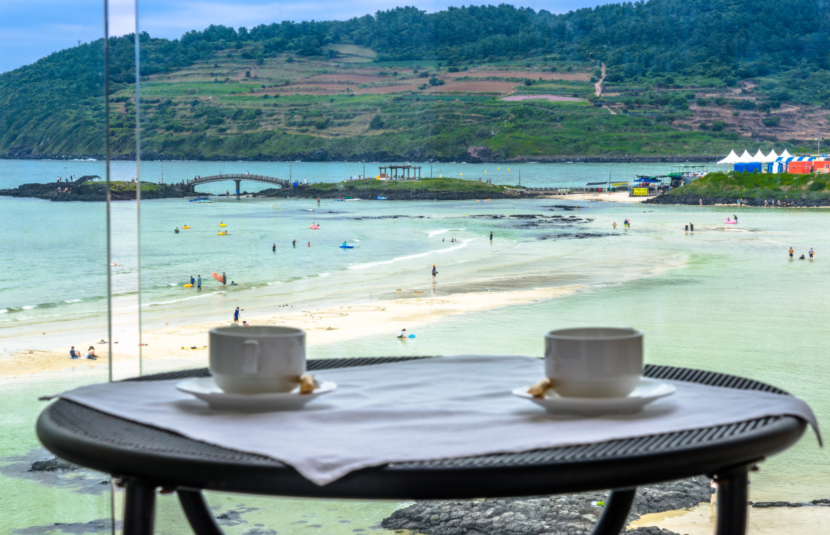 Aimi Jeju Beach Hotel