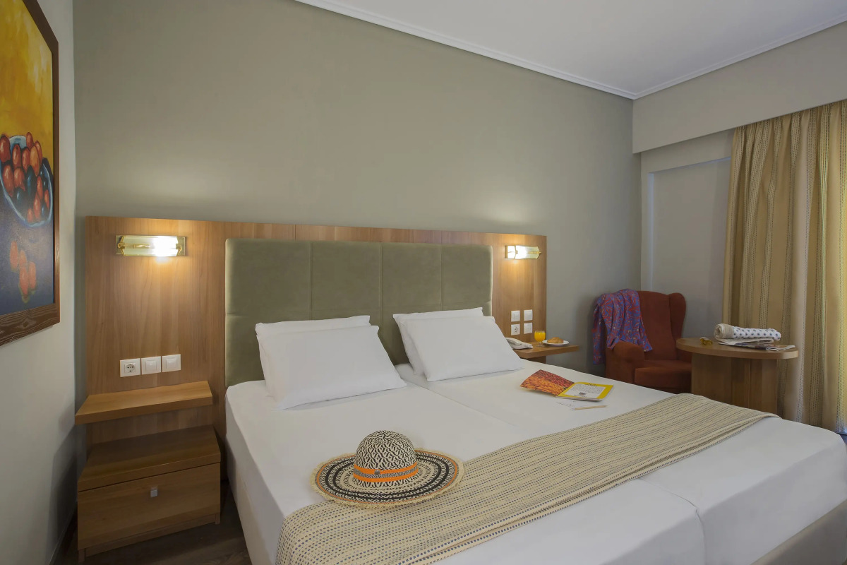 Golden Coast Hotel & Bungalows - All Inclusive