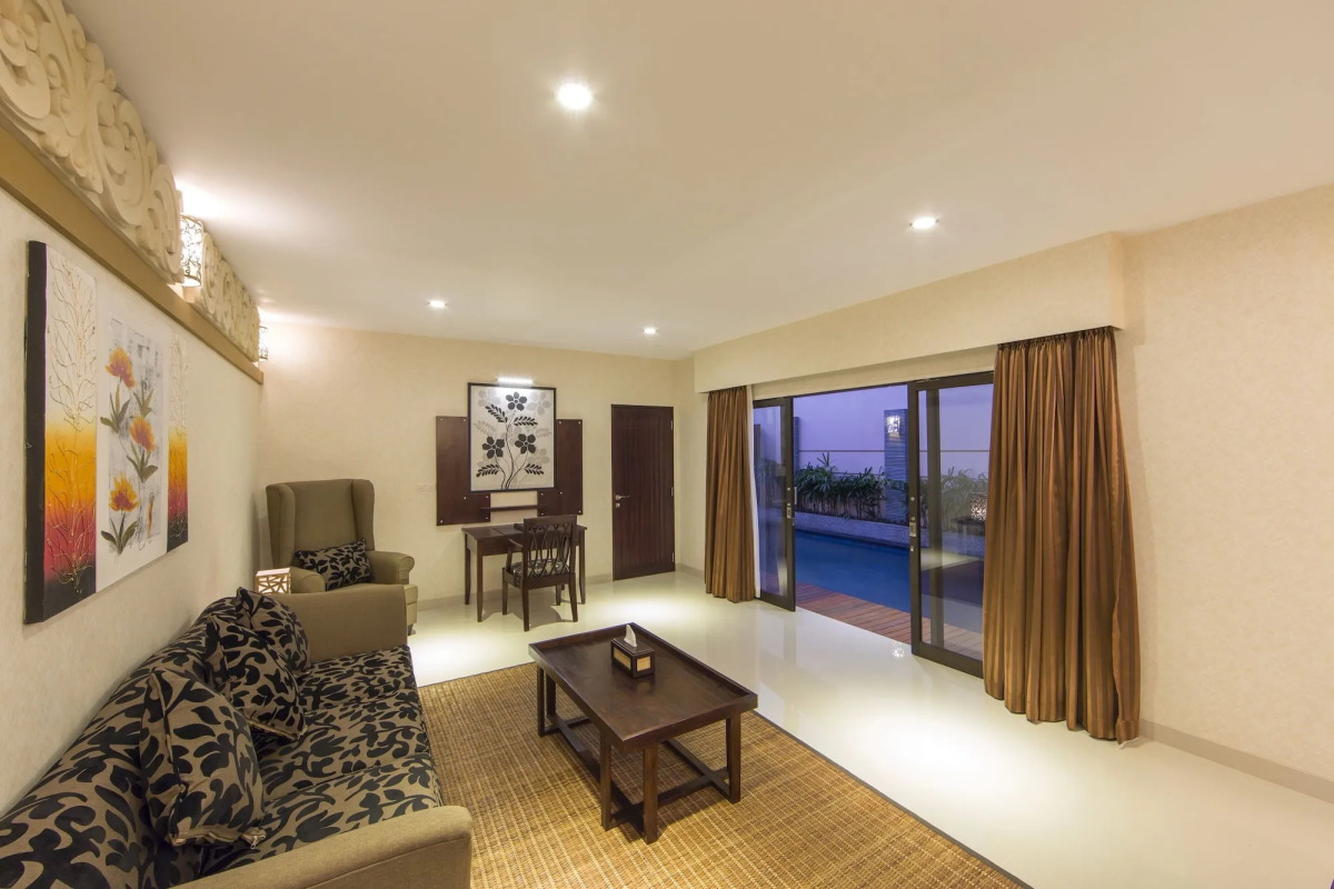 Flamingo Dewata Suite