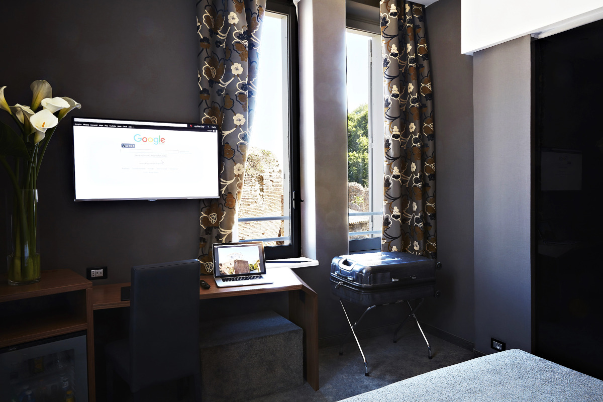 Отель The Building