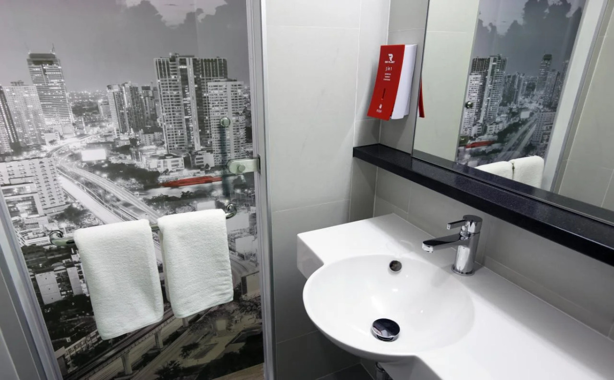 Red Planet Manila Binondo