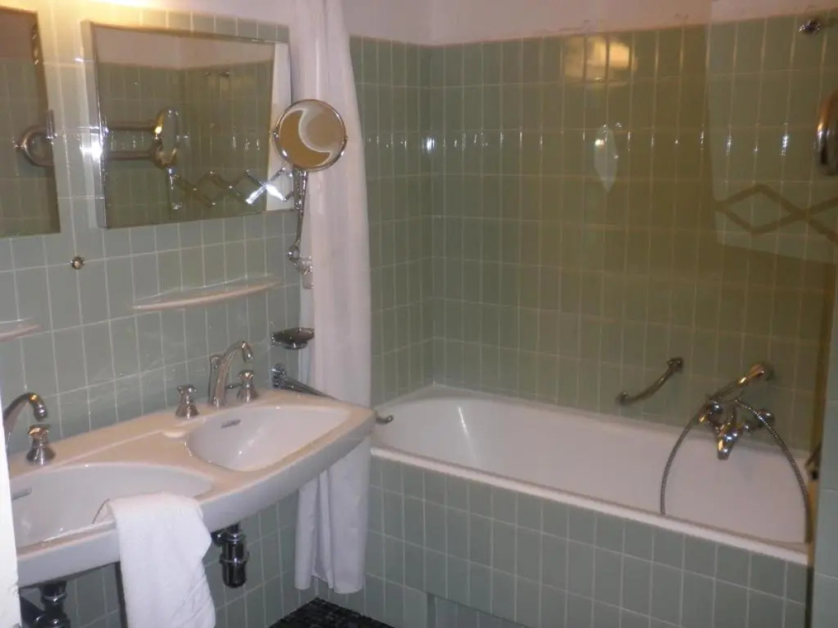 Hotel du Grand Lac Excelsior