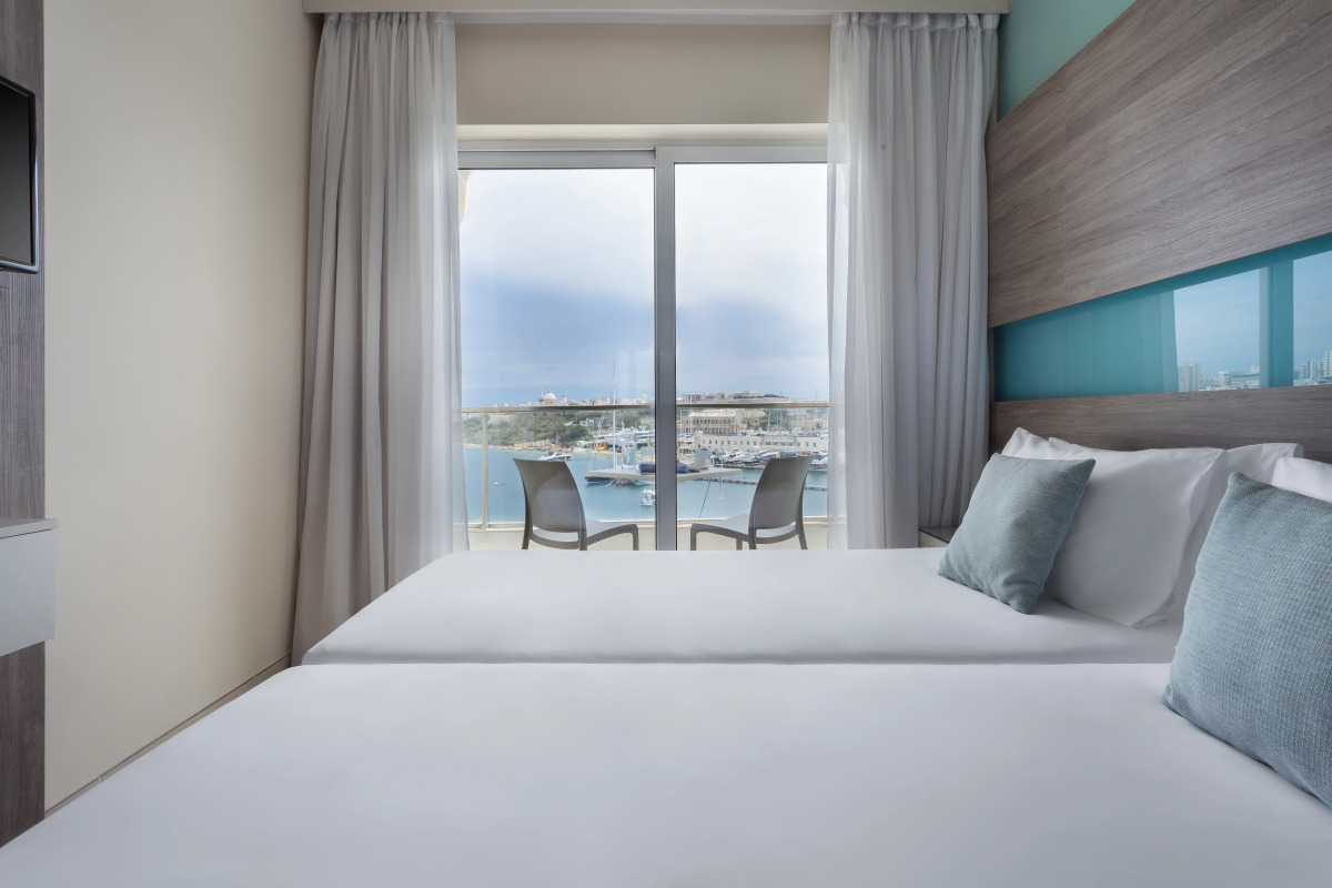 115 The Strand Hotel by NEU Collective