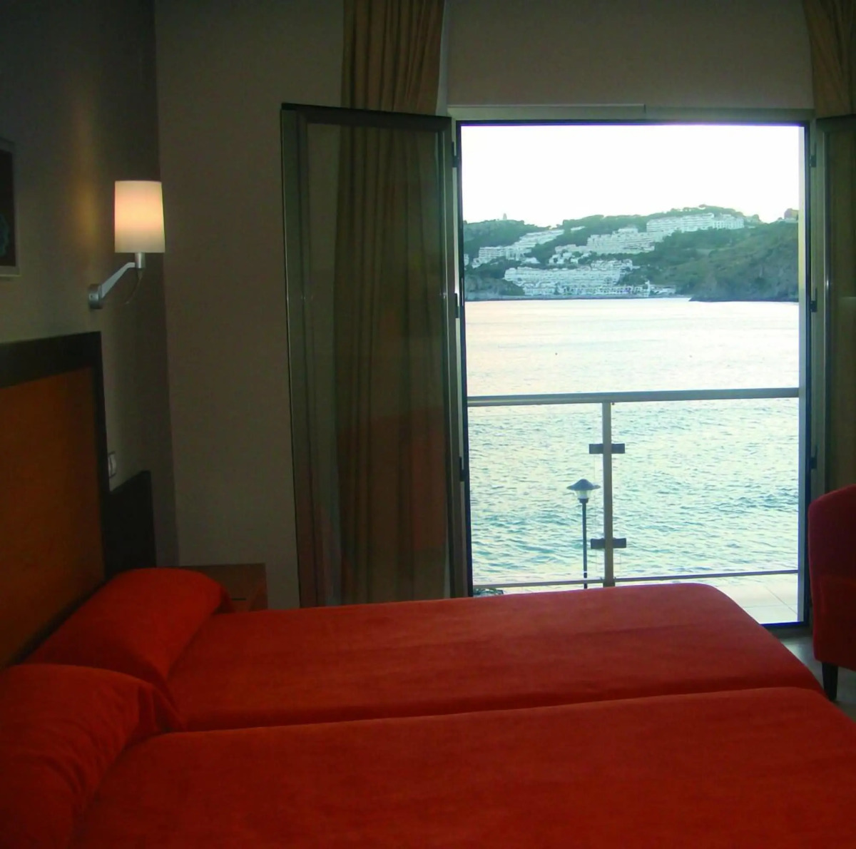 ON ALETA ROOM designed for adults