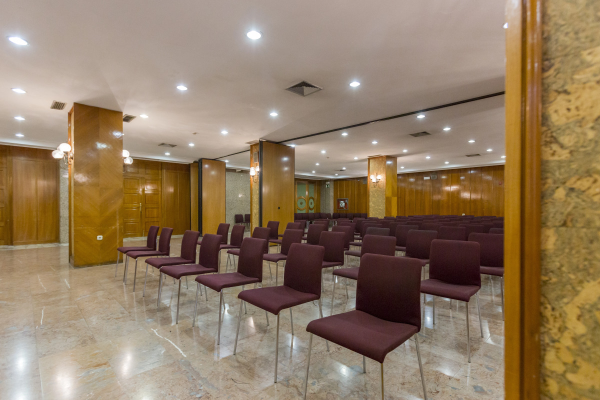 Hotel Macia Sevilla Kubb