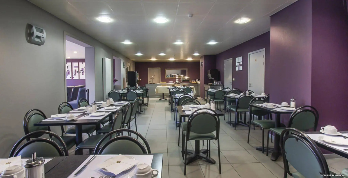 Ibis Styles Charleroi Airport Aero44