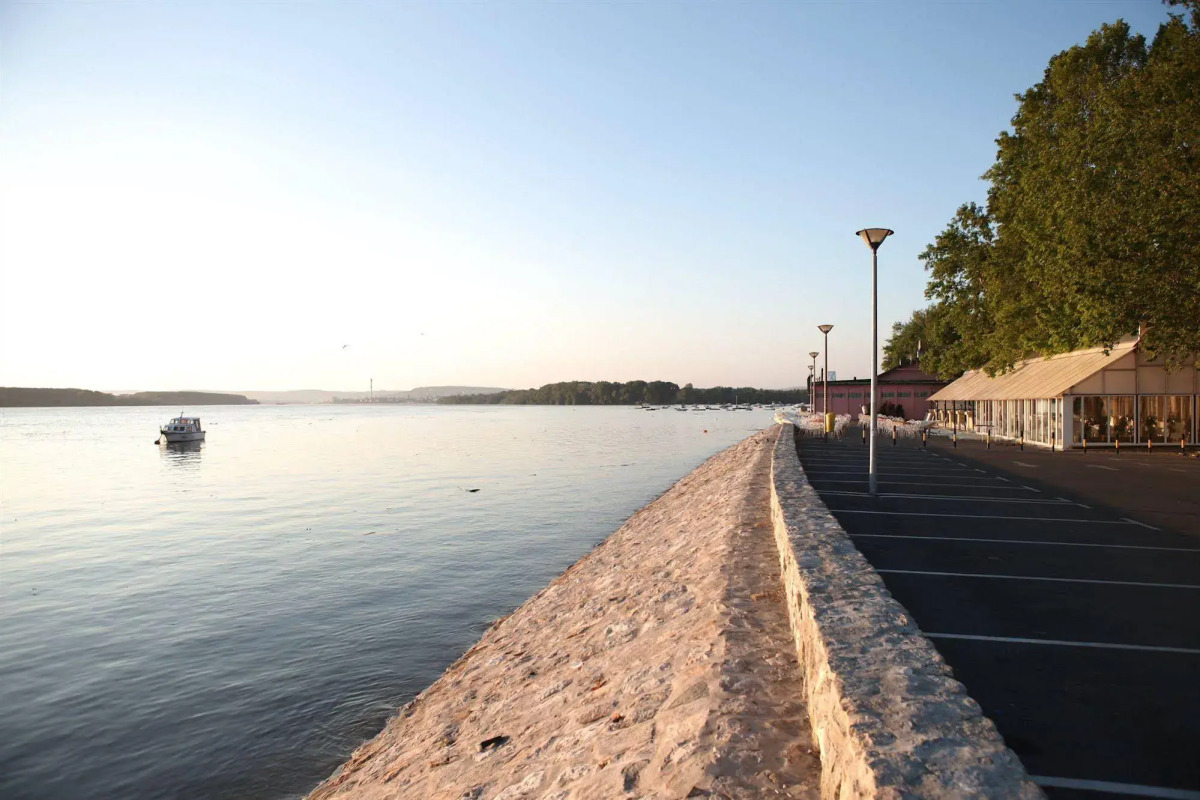 Side One Design Hotel