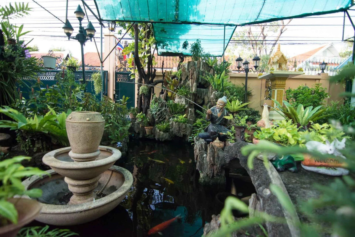 Отель Samsensam Place